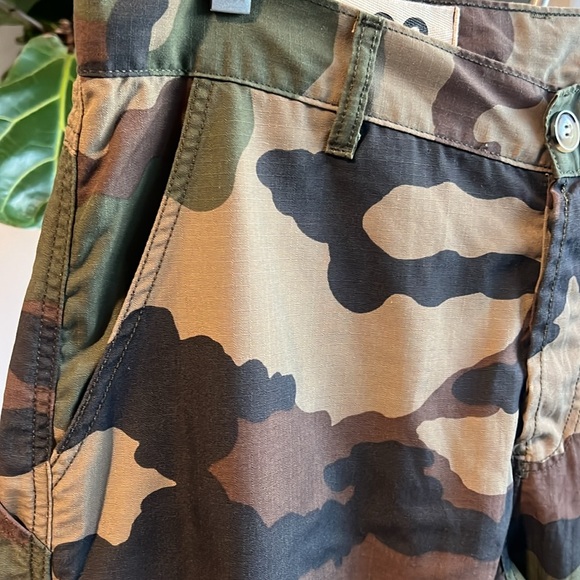 BLEU de PANAME Camouflage Jogger Pant - Picture 3 of 10